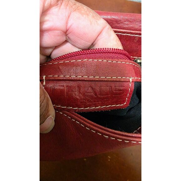 Vintage Chaos Genuine Leather Red Crossbody Bag Adjustable Strap Size M - Picture 4 of 9